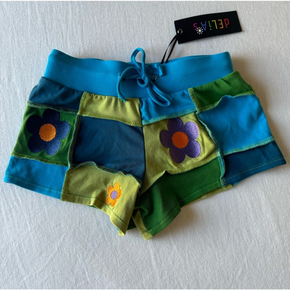 Delias Patchwork Lounge Shorts - Picture 1 of 8